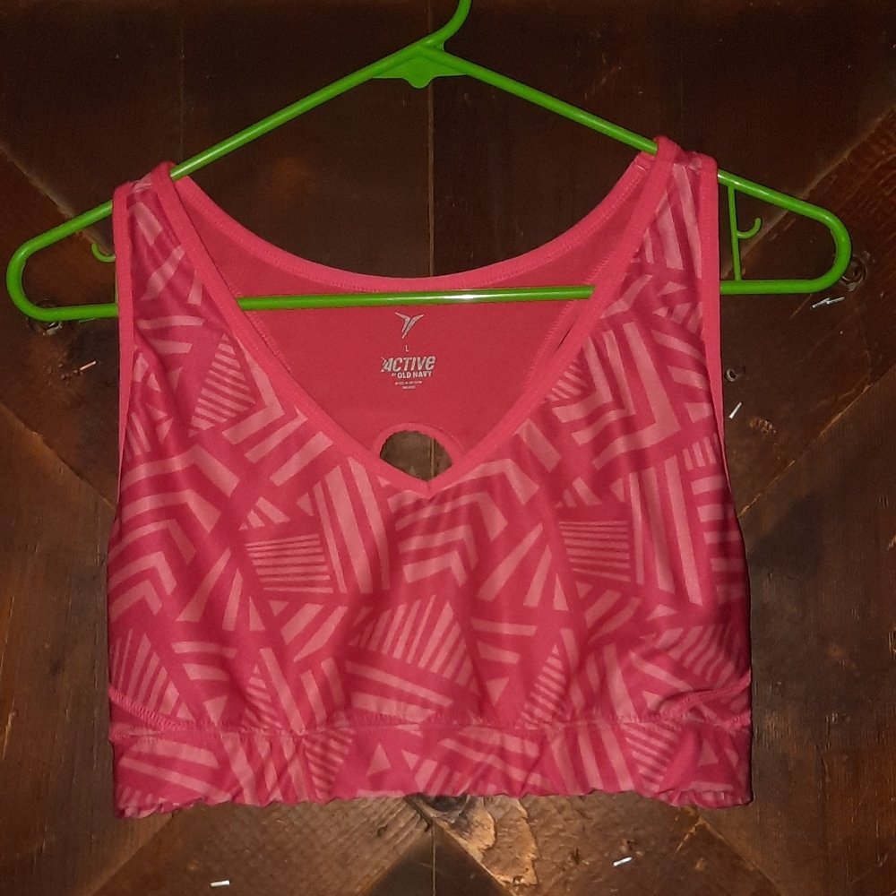 🍀3/15 Old Navy Sports Bra